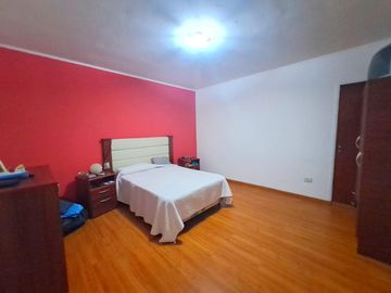 VENTA CASA 4 AMB 178 M2 COCHERA LANÚS OESTE