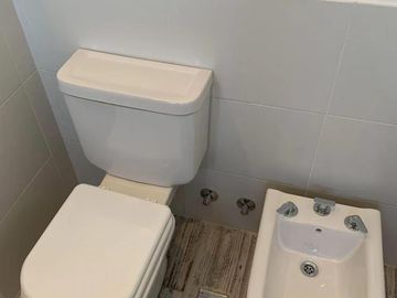 Casa en venta - 3 Dormitorios 4 Baños - Cochera - 220Mts2 - El Naudir