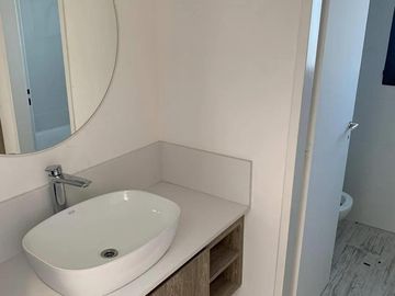 Casa en venta - 3 Dormitorios 4 Baños - Cochera - 220Mts2 - El Naudir