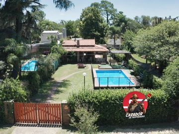 Casa venta en Funes 2 dormitorios piscina jardin parrillero