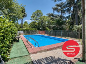 Casa venta en Funes 2 dormitorios piscina jardin parrillero