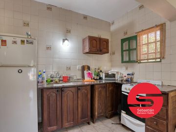Casa venta en Funes 2 dormitorios piscina jardin parrillero