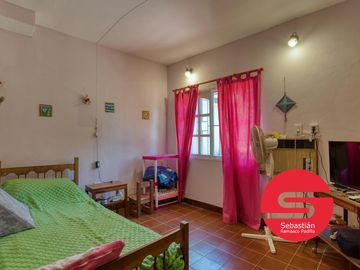 Casa venta en Funes 2 dormitorios piscina jardin parrillero