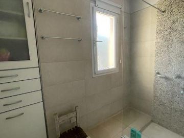 Casa en venta - 4 Dormitorios 4 Baños - Cochera - 1.100Mts2 - San Miguel