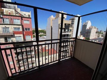 Departamento en venta - Boedo - 3 Ambientes -  Piso Alto - Balcon, vista al frente