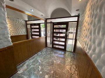 Departamento en venta - Boedo - 3 Ambientes -  Piso Alto - Balcon, vista al frente