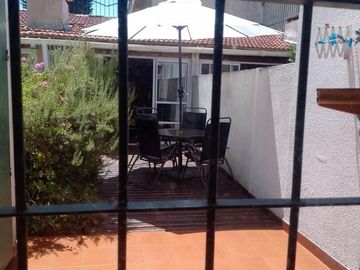 Casa en venta - 3 Dormitorios 2 Baños - Cochera - 155Mts2 - San Bernardo del Tuyú