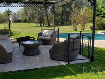 Venta Casa - Lagartos Country Club / Pilar - Vista al Golf