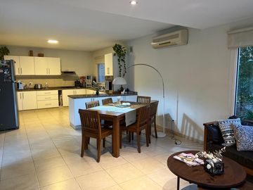 Casa de 6 Ambientes en Ayres de Pilar - Disponible a partir del 15 de diciembre