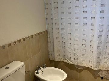 Casa de 6 Ambientes en Ayres de Pilar - Disponible a partir del 15 de diciembre
