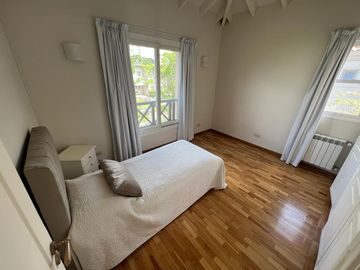 Casa en Venta  5 dormitorios en La Alameda, Nordelta