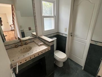 Casa en Venta  5 dormitorios en La Alameda, Nordelta