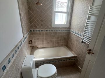 Casa en Venta  5 dormitorios en La Alameda, Nordelta