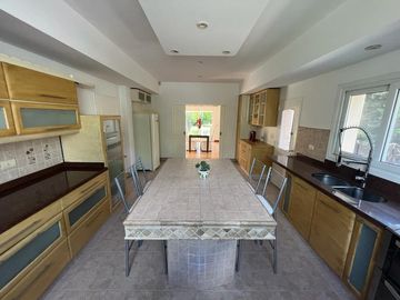Casa en Venta  5 dormitorios en La Alameda, Nordelta