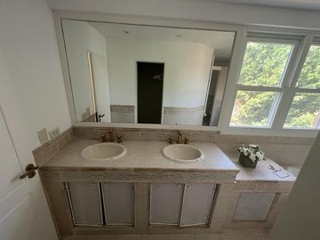 Casa en Venta  5 dormitorios en La Alameda, Nordelta