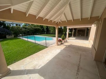 Casa en Venta  5 dormitorios en La Alameda, Nordelta