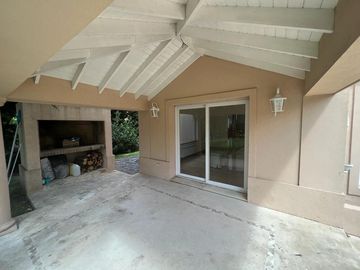 Casa en Venta  5 dormitorios en La Alameda, Nordelta