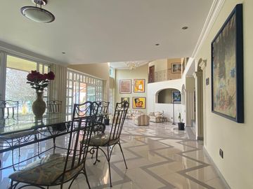 VENTA CASA DE LUJO 800 m² VISTA PANORÁMICA, en Quito con 5 dormitorios G.Be_AQT