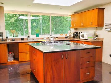 VENTA CASA DE LUJO 800 m² VISTA PANORÁMICA, en Quito con 5 dormitorios G.Be_AQT