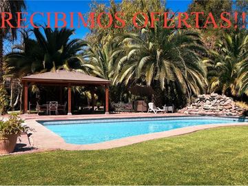 Recibimos Ofertas!! Gran Parcela con 3 Casas.