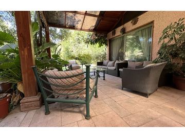Recibimos Ofertas!! Gran Parcela con 3 Casas.
