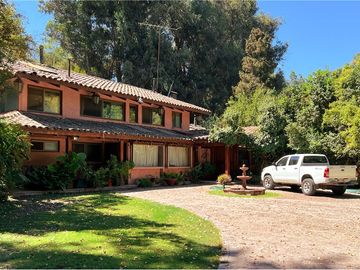 Recibimos Ofertas! Gran Parcela con 3 casas..