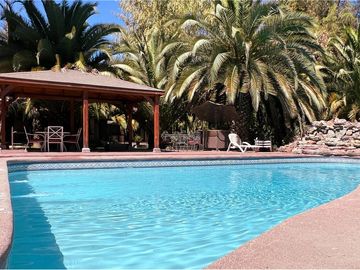 Recibimos Ofertas! Gran Parcela con 3 casas..