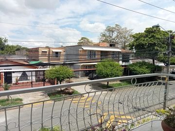 Venta Amplia y acogedora casa en Prados del Norte, Cali
