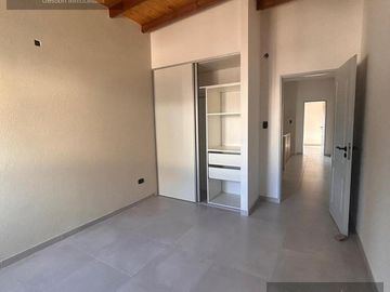 Venta de duplex departamento en Cannning Ezeiza