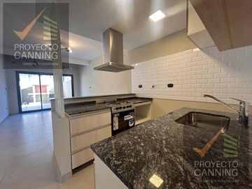 Venta de duplex departamento en Cannning Ezeiza