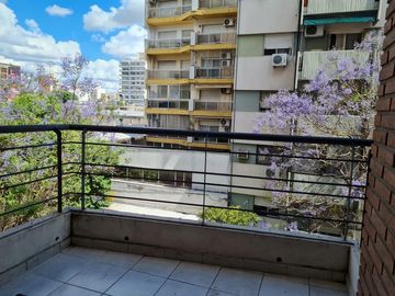 Mitre esq Montevideo. Balcon al Frente. Facultades UTN - UCA . Indeal Inversor Rentista