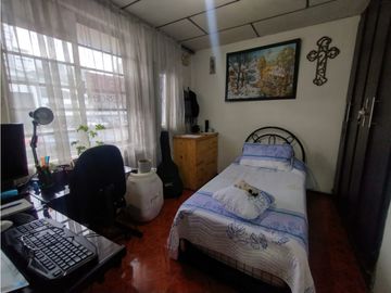 VENTA CASA CON RENTA EN AVENIDA KEVIN ANGEL MANIZALES | CASA EN VENTA