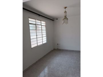 Casa de dos pisos en venta Barrio El Recreo Palmira Valle Colombia