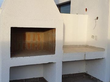 DUPLEX TRES DORMITORIOS EN VENTA, DOCTA URBANIZACION