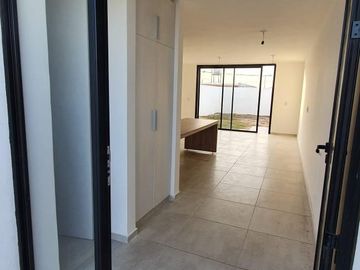 DUPLEX TRES DORMITORIOS EN VENTA, DOCTA URBANIZACION