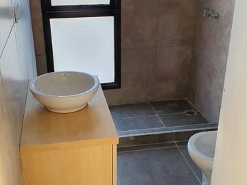 DUPLEX TRES DORMITORIOS EN VENTA, DOCTA URBANIZACION