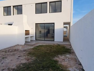 DUPLEX TRES DORMITORIOS EN VENTA, DOCTA URBANIZACION