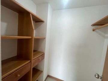 APARTAMENTO EN ARRIENDO SECTOR EL TESORO - POBLADO