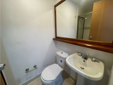 APARTAMENTO EN ARRIENDO SECTOR EL TESORO - POBLADO