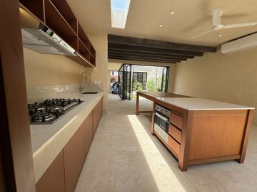 VENTA CASA EN EL CENTRO DE MÉRIDA, YUCATÁN