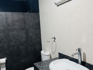 Casa en Venta en Yucatán Country Club, con vista al lago y  campo de Golf