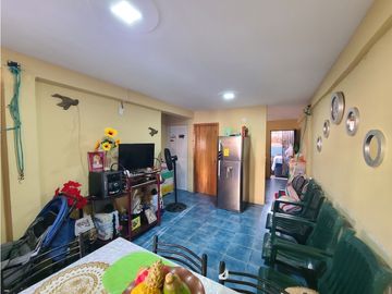 En venta casa de dos habitaciones ciudadela La Aurora Manta