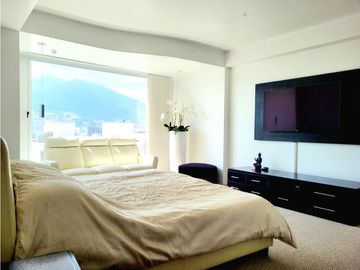 González Suárez, Departamento en Venta, 200m2, 3 Habitaciones