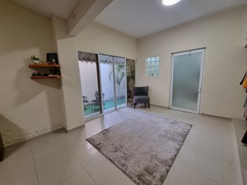 Casa en Venta en  Fracc. Junto Al Río