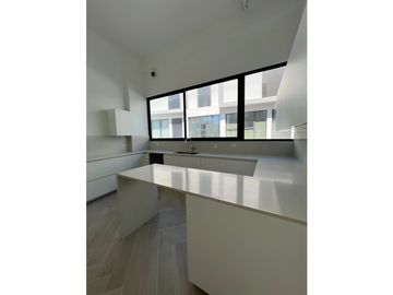 Venta Ocean Villas, Ocean Reef Island