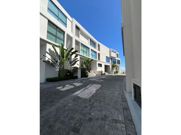 Venta Ocean Villas, Ocean Reef Island