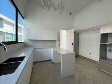 Venta Ocean Villas, Ocean Reef Island
