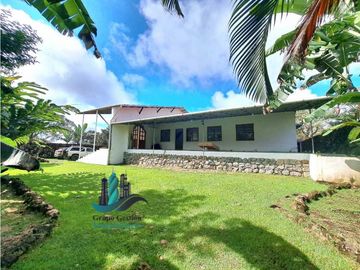 VENDO CASA ESTILO AMERICANO BOQUETE