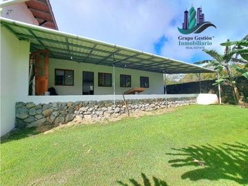 VENDO CASA ESTILO AMERICANO BOQUETE