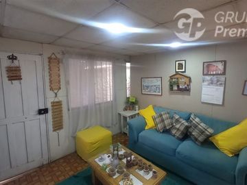 Casa en Venta en Av. FEDERICO ERRÁZURIZ / CALLE ANDES